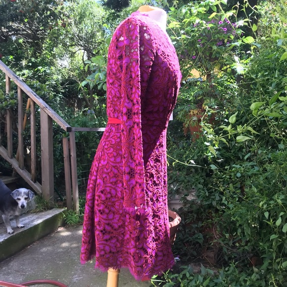 Diane Von furstenberg lace wrap dress Sz 10 EUC - Picture 9 of 9